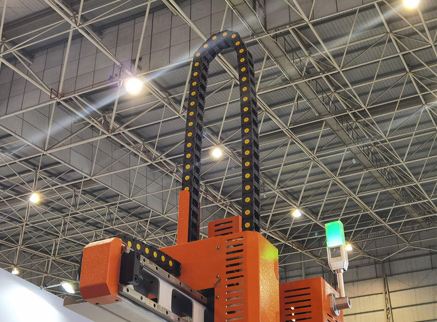 1729154583641290.jpg 加强型拖链官网图1.jpg